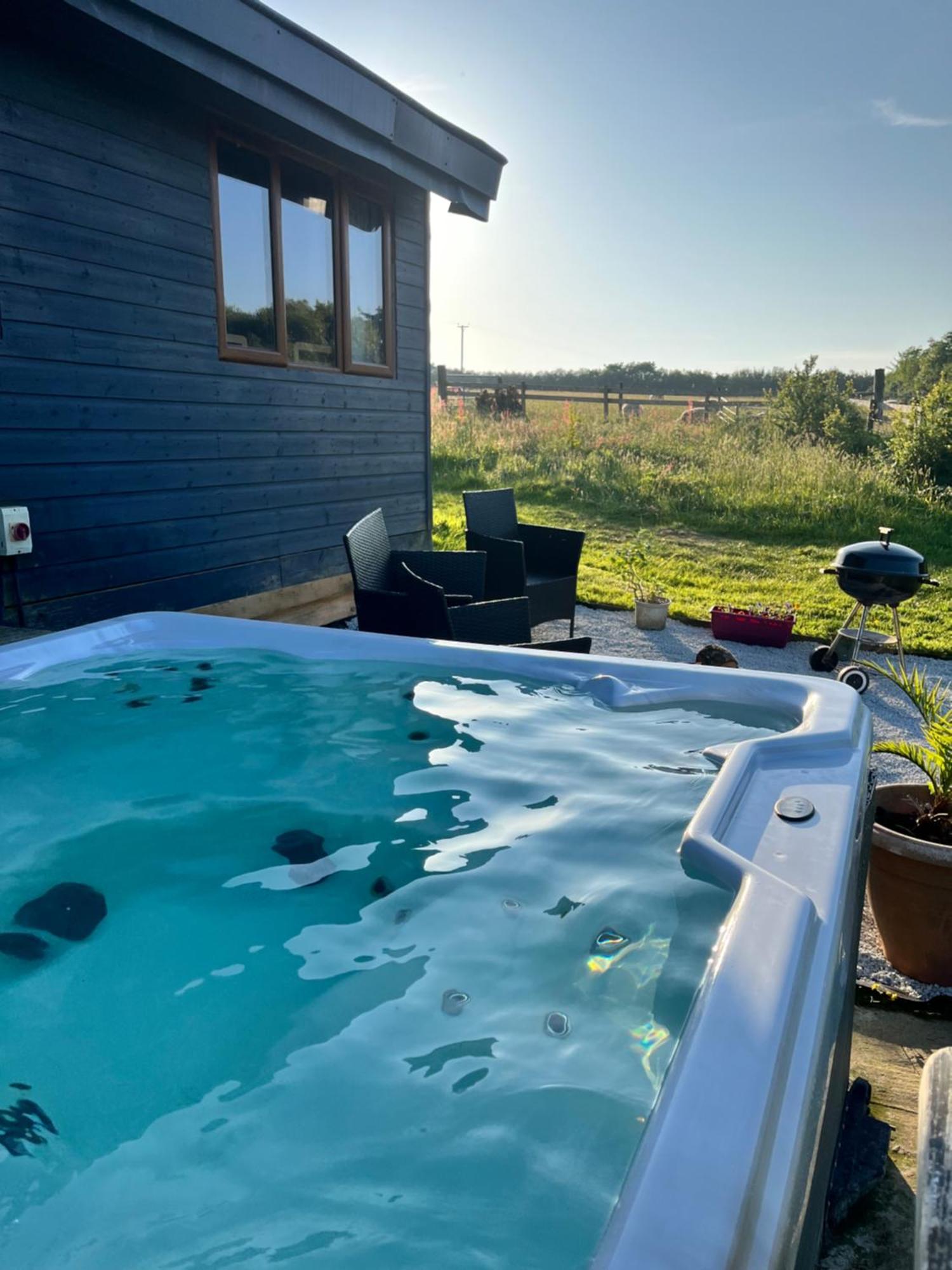 Tamarisk Cabin Bude Eksteriør billede