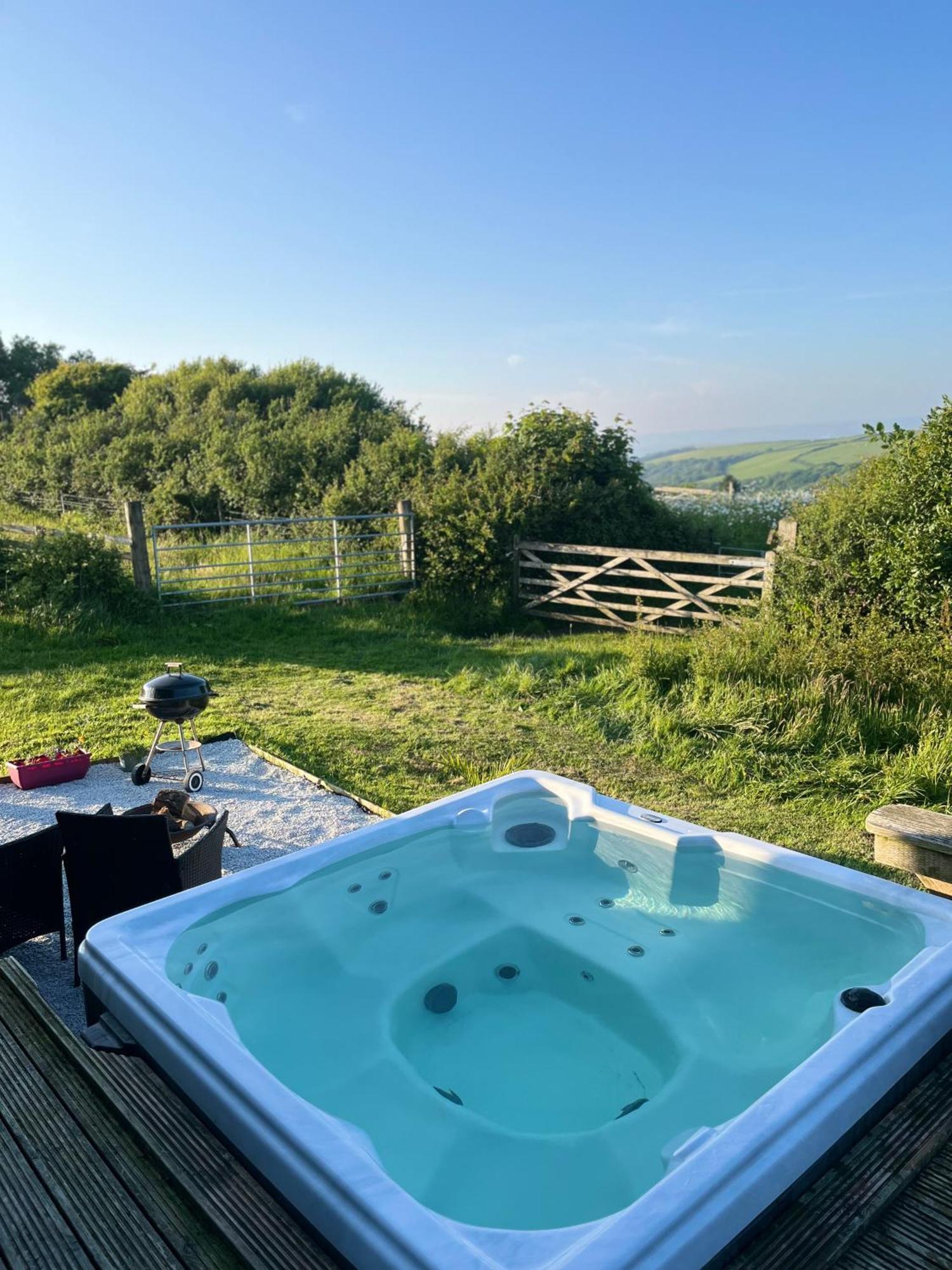 Tamarisk Cabin Bude Eksteriør billede